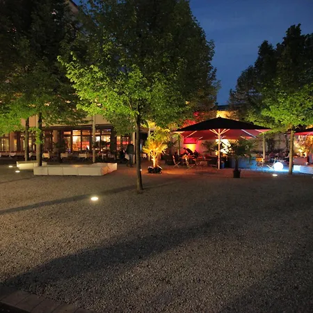 ホテル Mariotto Am Burghof レラハ